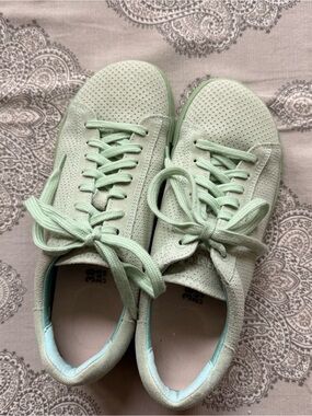 Like New Birkenstock Bend Low Sneaker | Size 38